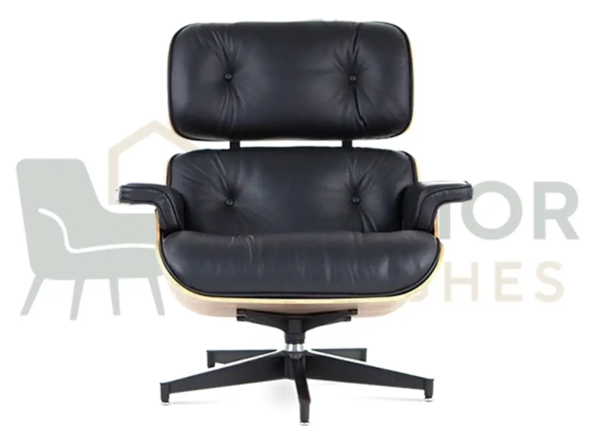 A black leather lounge chair with tufted back and seat cushions, light wood armrests, and a black five-star swivel base, shown against a white background with a faint watermark.