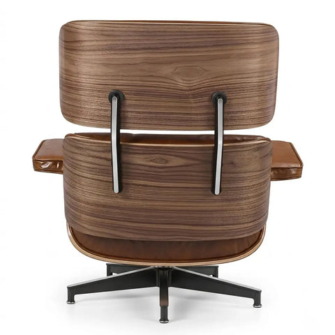 Eames Premium XL-versie Lounge Chair & Ottoman van notenhout met vintage lichtbruin gewaxed leer